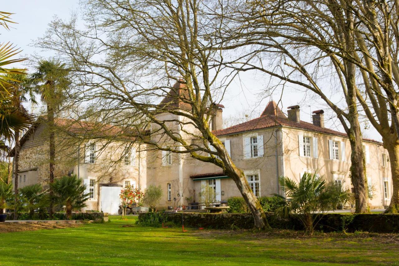 Chateau Saint Martin B&B Pouillon エクステリア 写真