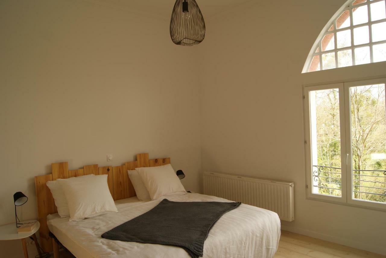 Chateau Saint Martin B&B Pouillon エクステリア 写真